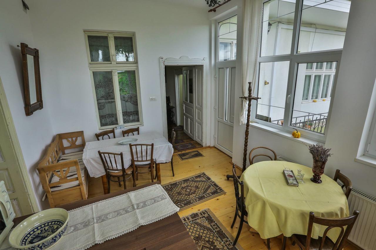 Casa Julia Hotel Odorheiu Secuiesc Buitenkant foto