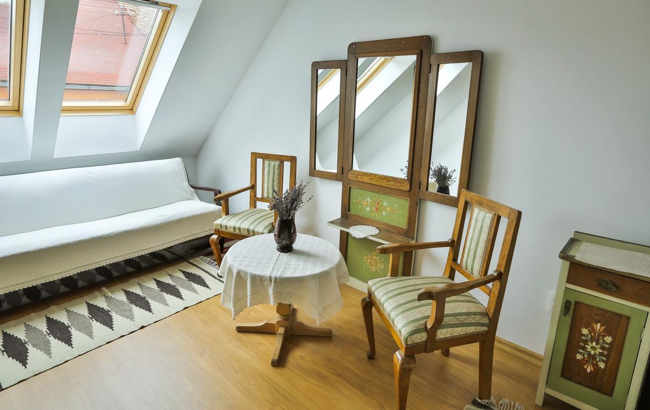 Casa Julia Hotel Odorheiu Secuiesc Kamer foto